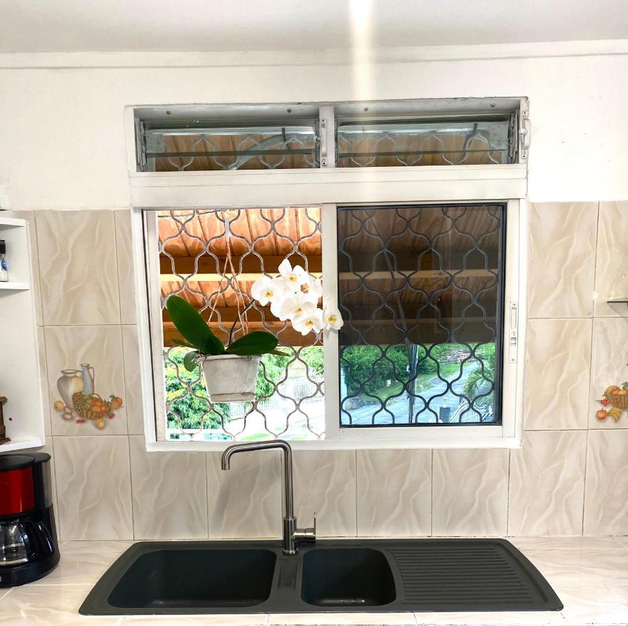 Maison Creole Authentique Le Gosier  Ngoại thất bức ảnh